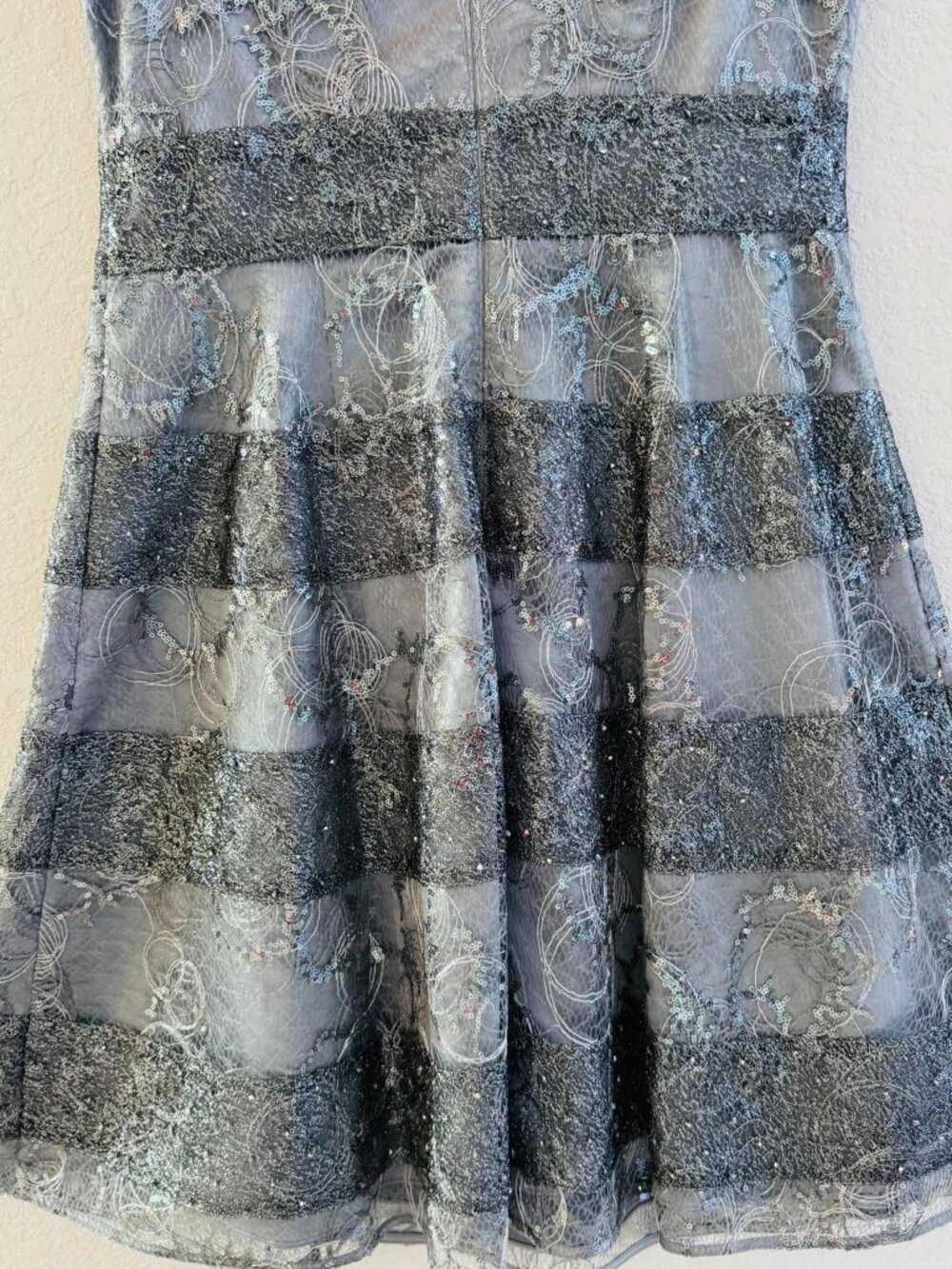 Kay Unger Silver Gray Sequin Lace Cocktail Dress Size 12 Embellished Formal - Picture 5 of 9